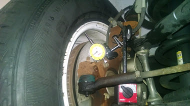 Using Dial indicator to check wheel